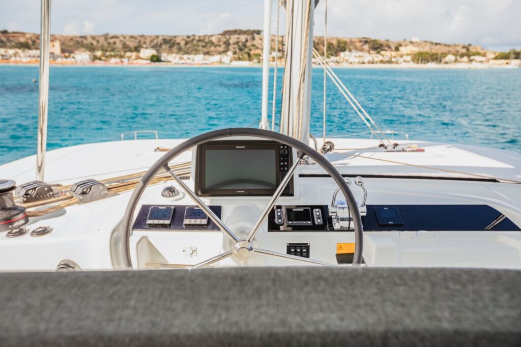 Sabari Catamaran steering wheel